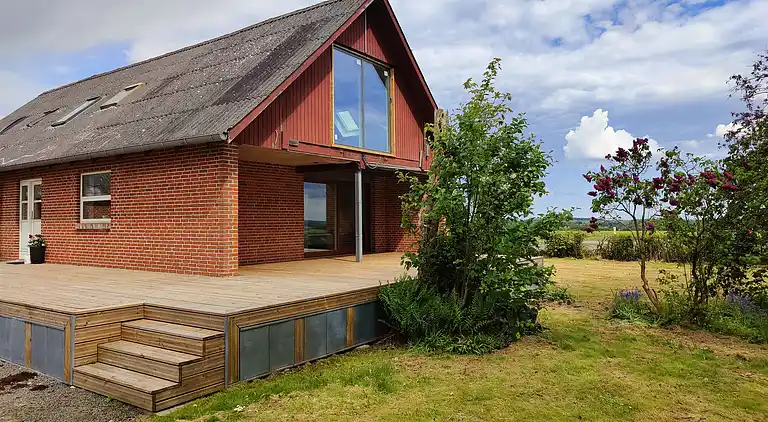 Renoviertes Haus mit Aussicht und großer Terrasse