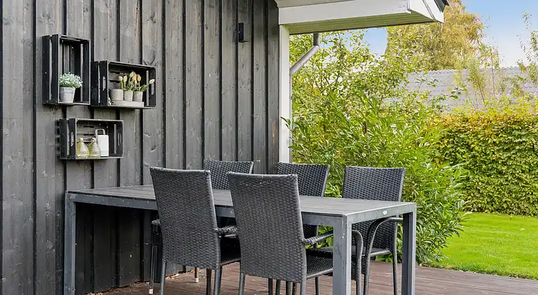 Neues Ferienhaus in Strandnähe