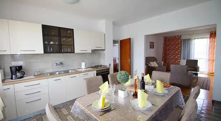 Apartment in Šajini