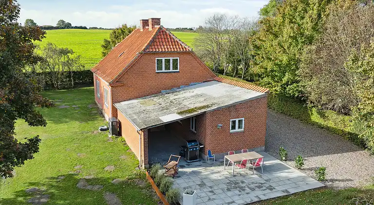 750 m2 landidyl⎮Gildesal⎮Aktivitetsrum⎮Minigolf