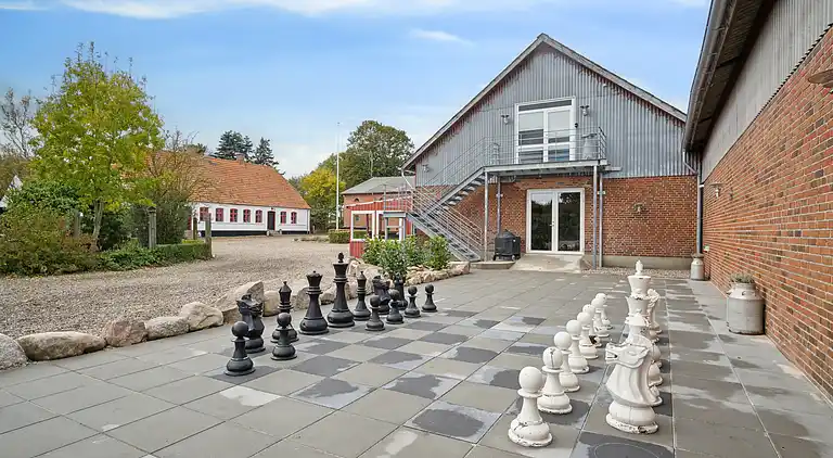 750 m2 landidyl⎮Gildesal⎮Aktivitetsrum⎮Minigolf