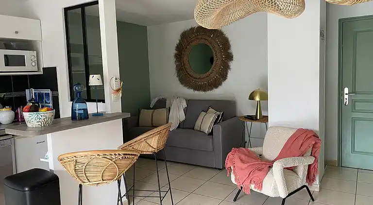 Bikini, eine Wohnung in der Nähe des Platzes