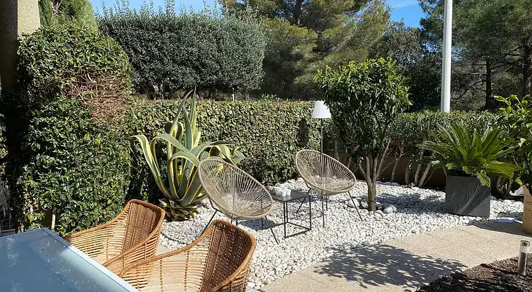 Bikini, eine Wohnung in der Nähe des Platzes