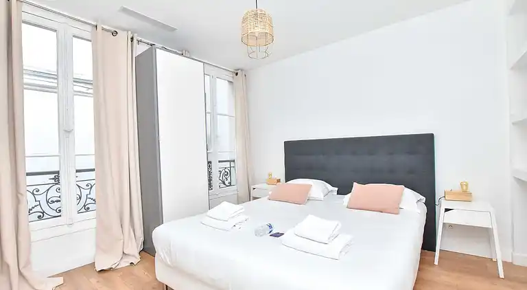 Apartment in Palais-Royal