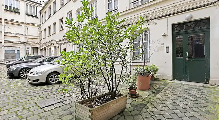 Apartment in Arts-et-Métiers