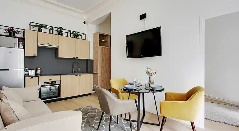 Apartment in Enfants-Rouges