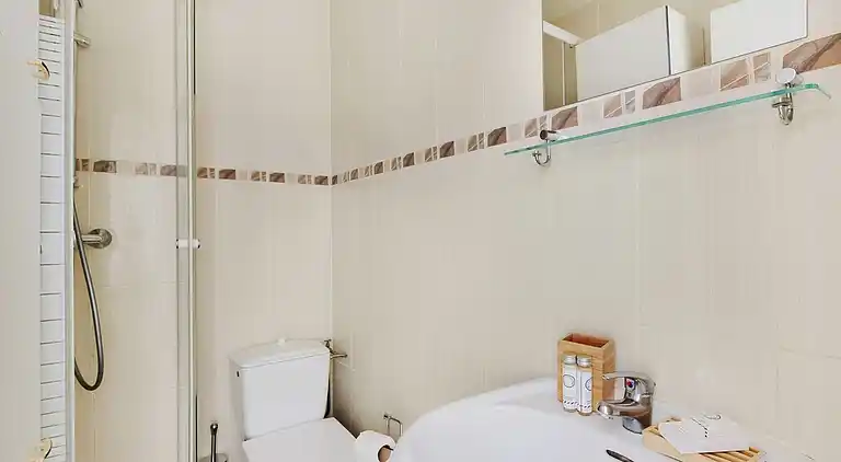 Apartment in Enfants-Rouges