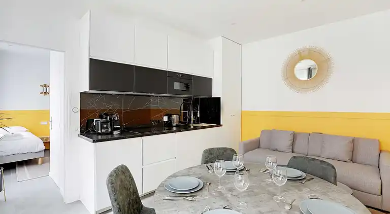 Apartment in Arts-et-Métiers