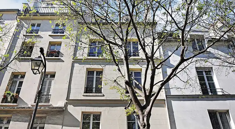 Apartment in Enfants-Rouges