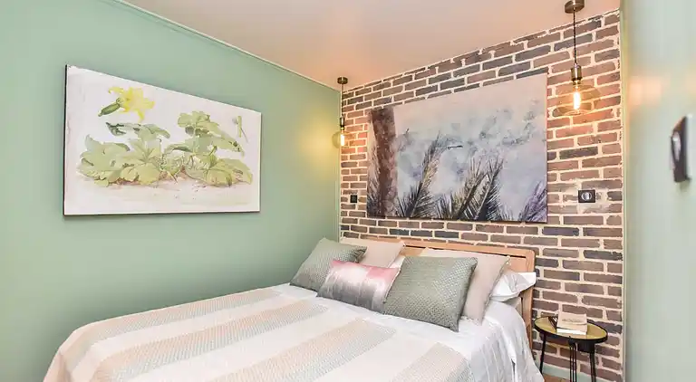 Apartment in Arts-et-Métiers