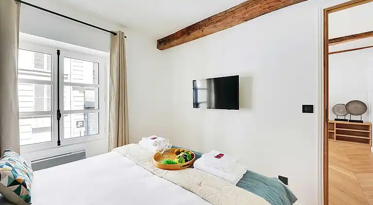 Apartment in Enfants-Rouges