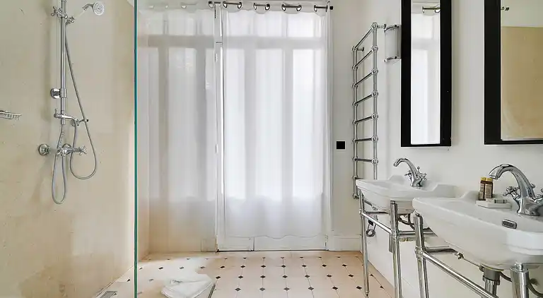 Apartment in Val-de-Grâce