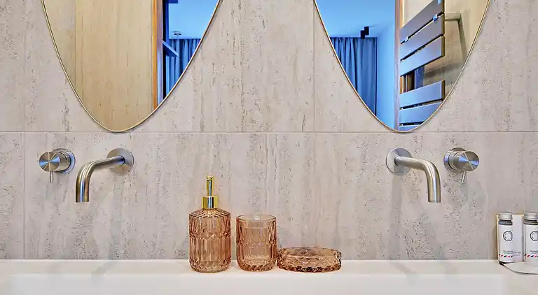 Apartment in Saint-Philippe-du-Roule