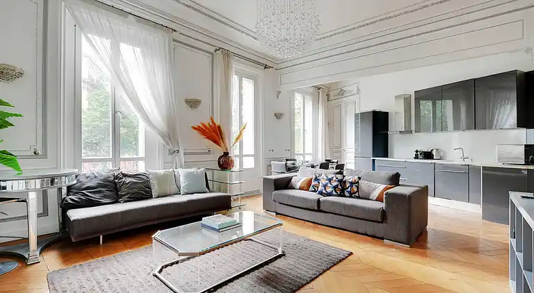 Apartment in Champs-Élysées