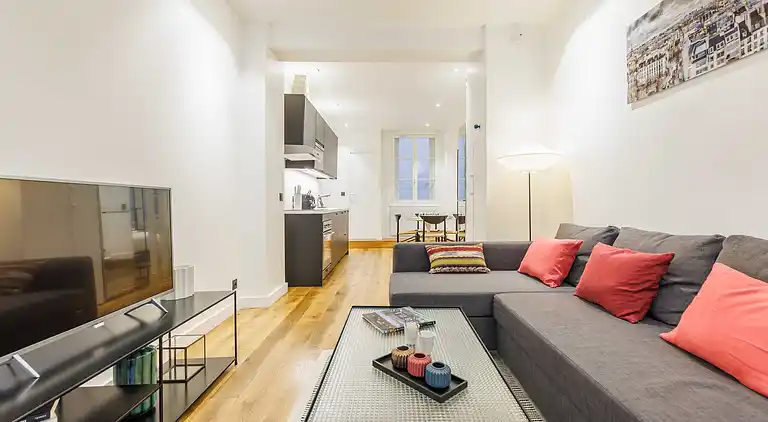 Apartment in Saint-Philippe-du-Roule