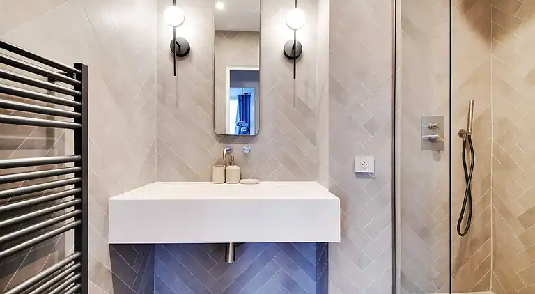 Apartment in Saint-Philippe-du-Roule