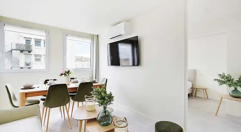 Apartment in Saint-Philippe-du-Roule