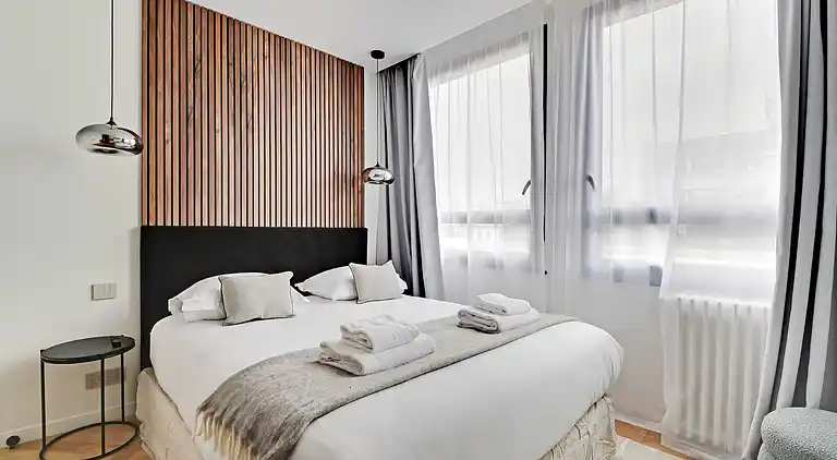 Apartment in Saint-Philippe-du-Roule