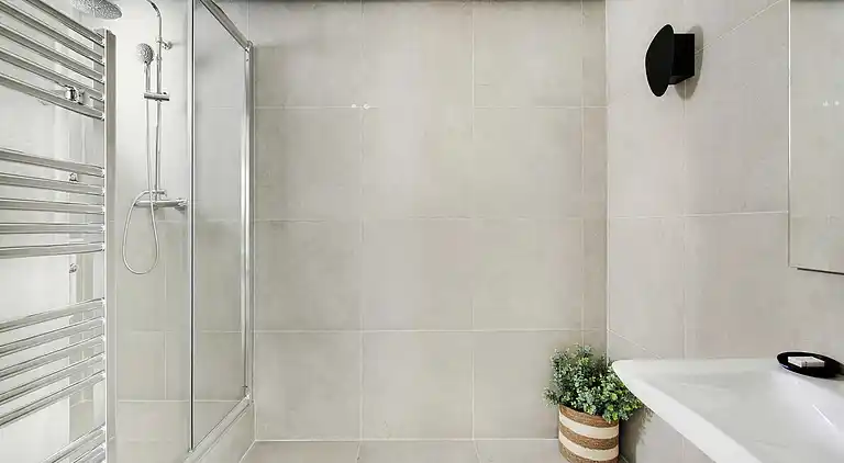 Apartment in Saint-Philippe-du-Roule