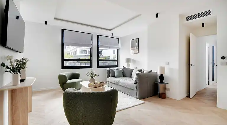 Apartment in Saint-Philippe-du-Roule