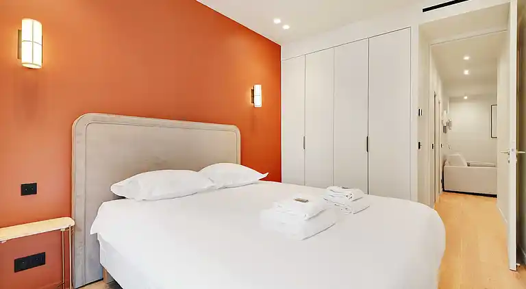 Apartment in Faubourg-Montmartre