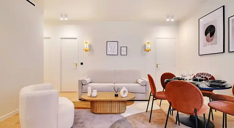 Apartment in Faubourg-Montmartre