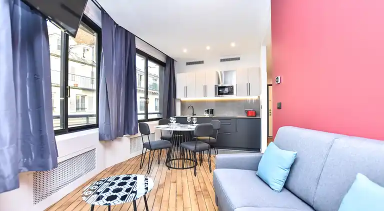 Apartment in Chaussée-d'Antin