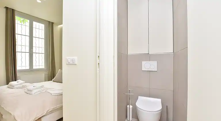 Apartment in Faubourg-Montmartre