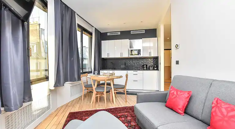 Apartment in Chaussée-d'Antin