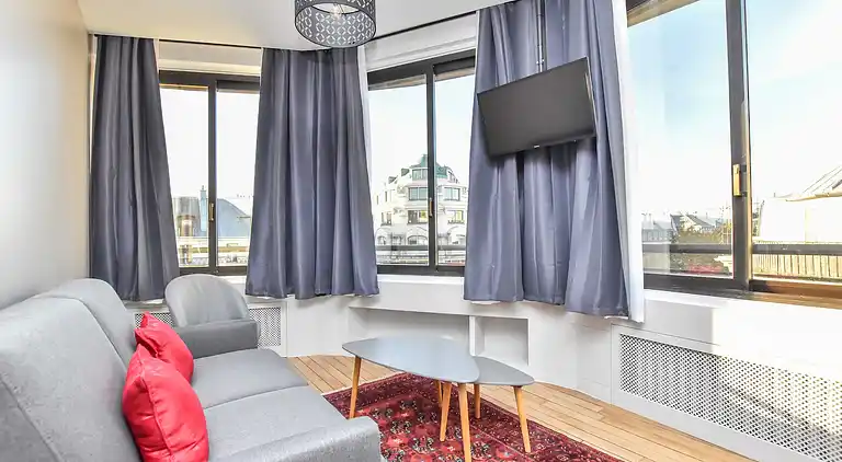 Apartment in Chaussée-d'Antin