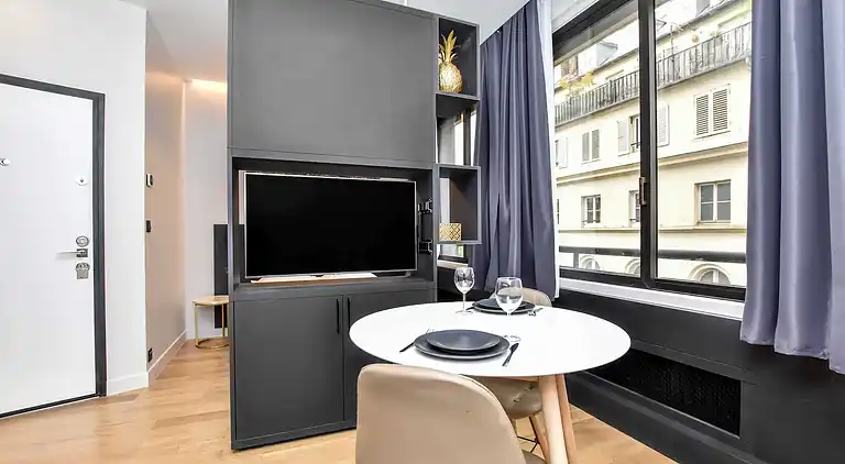 Apartment in Chaussée-d'Antin