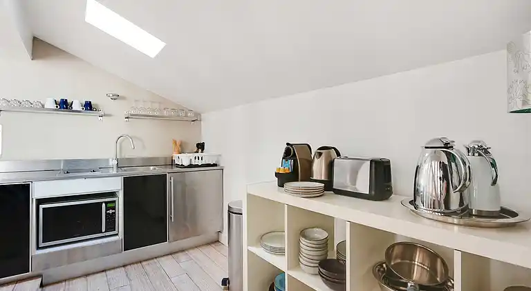 Apartment in Porte-Saint-Martin