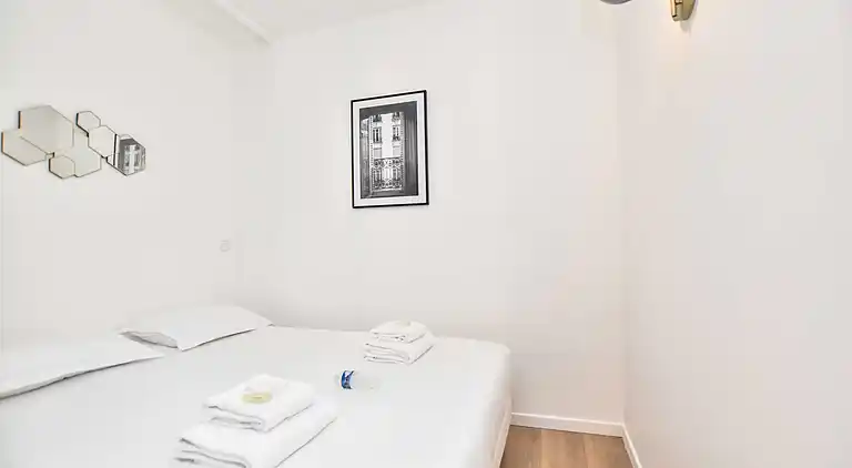 Apartment in Faubourg-Montmartre