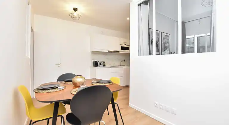 Apartment in Faubourg-Montmartre