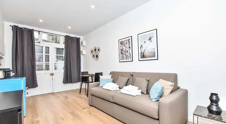 Apartment in Faubourg-Montmartre