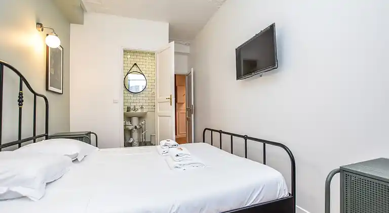 Apartment in Porte-Saint-Denis