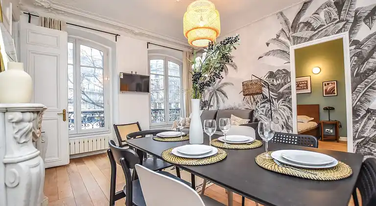 Apartment in Porte-Saint-Denis