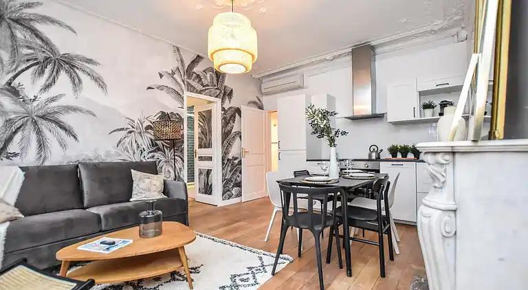 Apartment in Porte-Saint-Denis