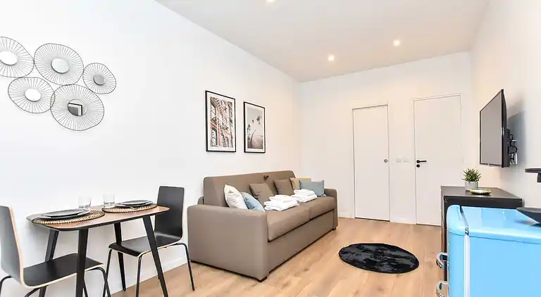 Apartment in Faubourg-Montmartre