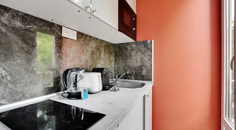 Apartment in Porte-Saint-Martin