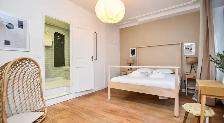 Apartment in Porte-Saint-Denis