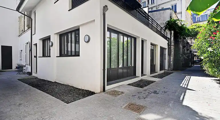 Apartment in Saint-Ambroise