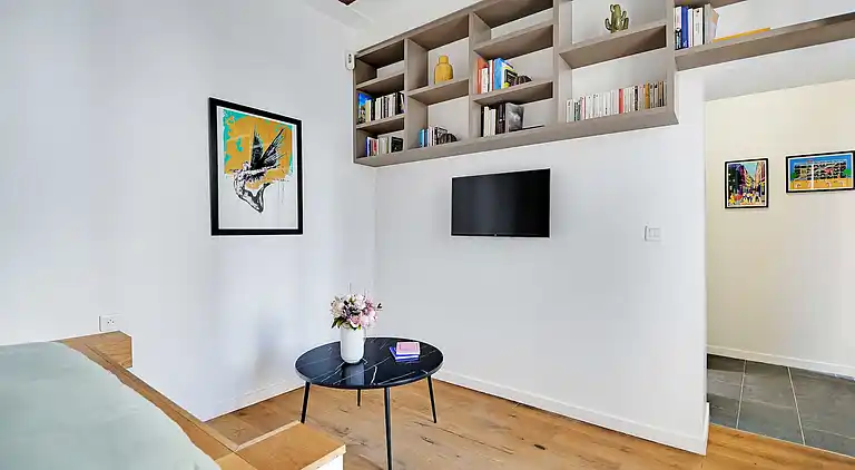 Apartment in Saint-Ambroise