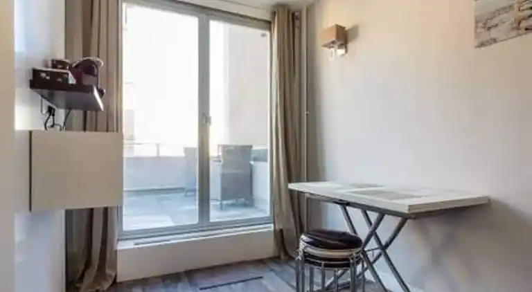 Apartment in Saint-Lambert