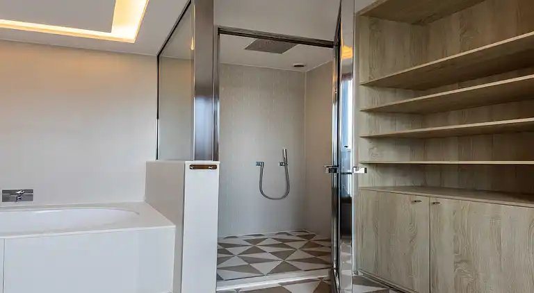 Apartment in Chaillot