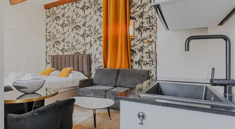 Apartment in Plaine-Monceau