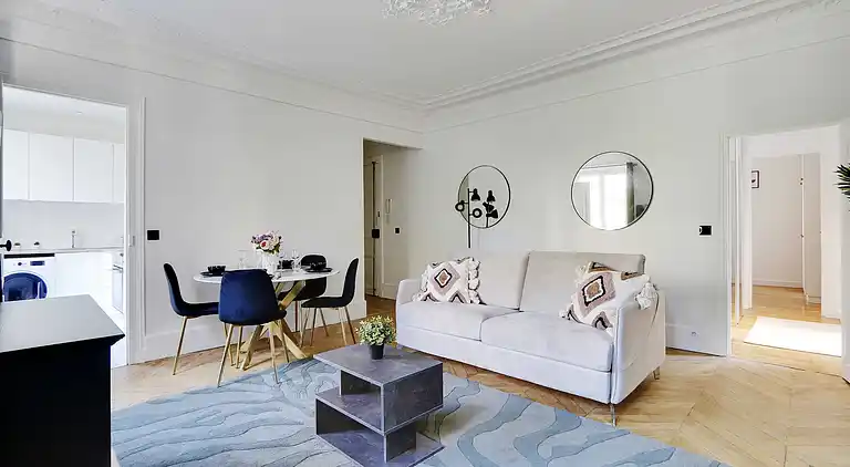 Apartment in Batignolles