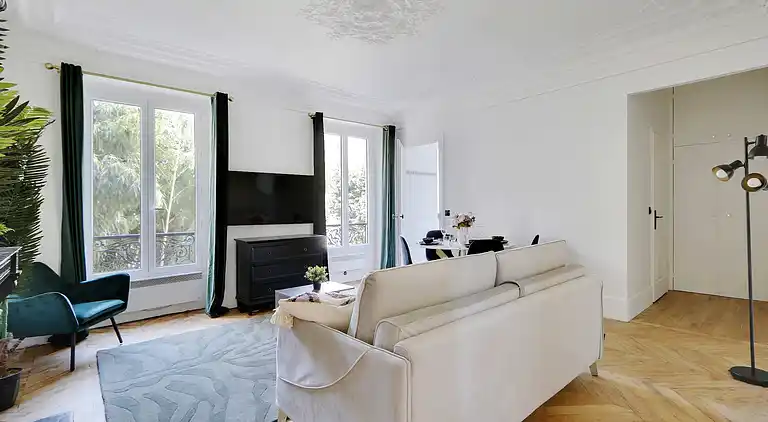Apartment in Batignolles