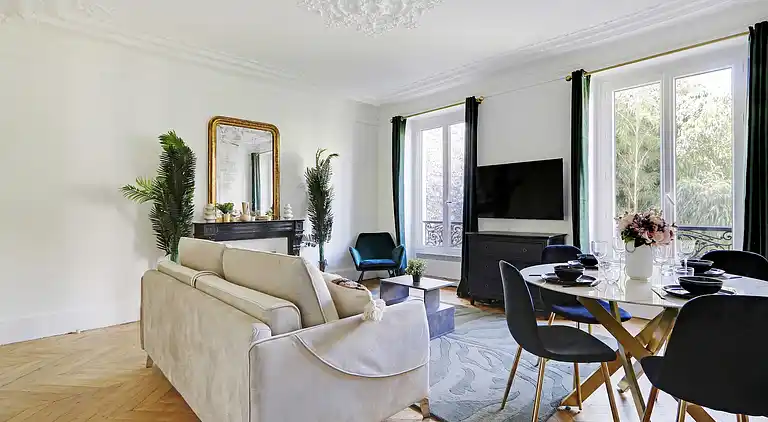 Apartment in Batignolles