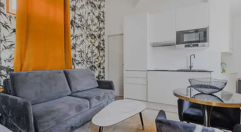 Apartment in Plaine-Monceau